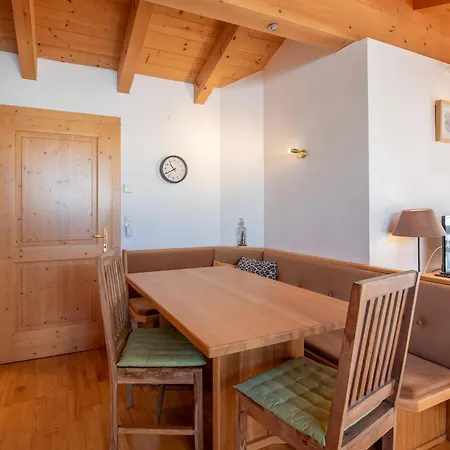 Haus 131 3 Apartament